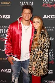 17 Celebrity Couples Who Are High School Sweethearts