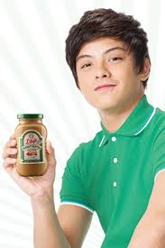 LEADING peanut butter brand Lily&#39;s will hold the first-ever fan meet with its brand endorser and the hottest teen idol Daniel Padilla on September 15 in SM ... - daniel-padilla