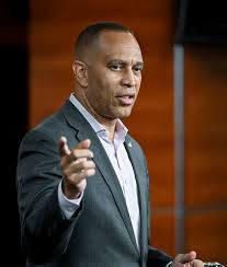 Jeffries Defends Kushner Meeting, Vowing Tough Oversight of Trump