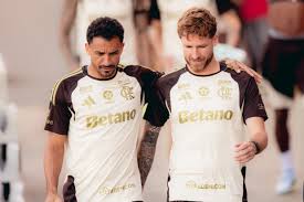 Carrascal volta, e Flamengo tem todos os convocados da Copa do Mundo antes de retomar Brasileiro