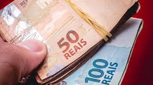 Quando cai o 5º dia útil em maio de 2026, se o mês já começa com feriadão?