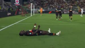 ¡Golazo de Akor Adams! Venezia pega primero ante Fiorentina