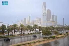 الأرصاد: استمرار هطول أمطار رعدية غزيرة على الرياض ومناطق أخرى