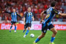 Titular do Grêmio deve ser preservado contra o Deportivo Riestra pela Sul-Americana