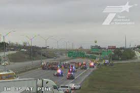 Vehicle hits overhead road signs, forcing highway closure in S.A.