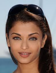 Résultat de recherche d'images pour "aishwarya rai"