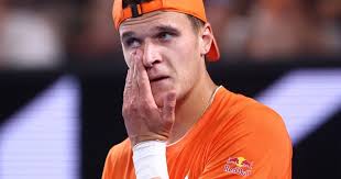 Mensik withdraws, sending Djokovic into AO 2026 quarterfinals