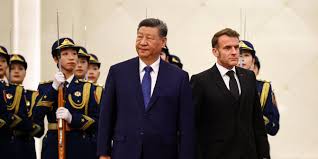 Macron en Chine: Guerre en Ukraine et Détente avec Xi Jinping!