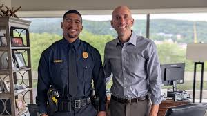Pennsylvania mayor rails against cop he says left for ‘Love Island USA’