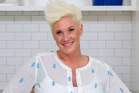 Fallece Anne Burrell, estrella de Food Network, a los 55 años - Imagen principal del artículo