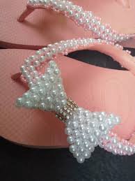 Resultado de imagem para havaianas com perola