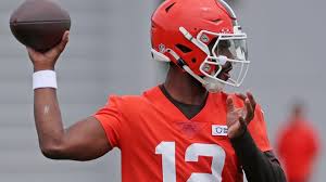 Shedeur Sanders Navigates Browns Training Camp as Deion Sanders Takes a Step Back