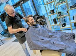 Her ryk kapteinsskjegget