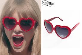Taylor Swift: Red Heart Sunglasses ... Posted by Rachel on March 14, 2013 in Taylor Swift - 4 Comments. Taylor Swift in the &#39;22′ Music Video - taylorswiftredheartsunglasses