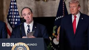 Destituyen “con efecto inmediato” al jefe de la Marina de EE.UU. en medio de las dudas por la guerra con Irán y el bloqueo del estrecho de Ormuz