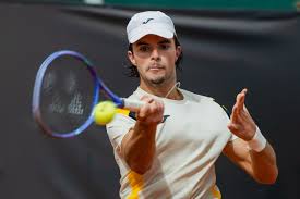 Alcaraz e Djokovic desistem de Madrid e Jaime Faria junta-se a Henrique Rocha no qualifying