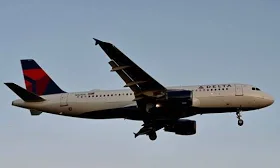Delta Airlines Boeing's emergency exit slide falls off mid-air