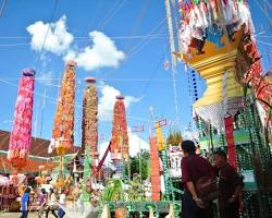 Image of ประเพณีตานก๋วยสลาก ลำพูน