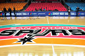 Ex-Valkyries announcer reportedly fired over affair with ex-Dubs player's sister