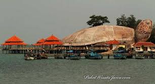 Hasil gambar untuk pantai kartini jepara