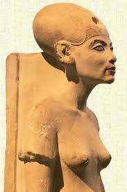 Resultado de imagen de cabeza de nefertiti wikipedia