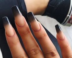 Hình ảnh về Black Ombre nail design