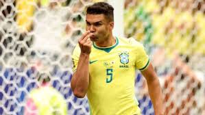 Casemiro é eleito melhor em campo em vitória do Brasil na Copa do Mundo