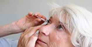... umumnya digunakan untuk mengatasi iritasi mata seperti gatal, merah, dan berair. Namun ternyata sebuah studi baru mengindikasikan, obat tetes mata kini ... - 1158382-tetes-mata-p