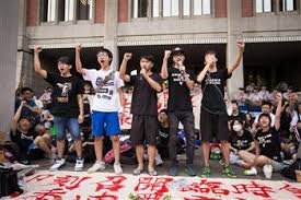 Image result for 匿名者反黑箱課綱學運