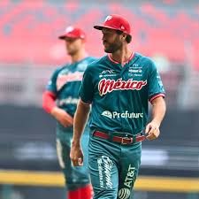 LMB: ¡Predicando con el ejemplo! El coach de pitcheo de Diablos volverá a la loma una vez más