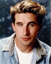 der schaut ein bisschen aus wie <b>william baldwin</b>, bevor da nen lkw drüber <b>...</b> - william2