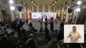 زلزله نشست خبری رئیس‌جمهور مکزیک را مختل کرد
