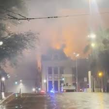 Incêndio Sanfran: prédio da USP pega fogo em SP