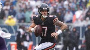 Case Keenum starts at quarterback for the Bears against the Eagles - AP News