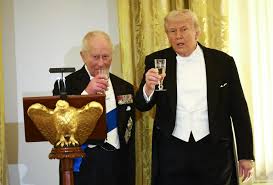 Après la visite de Charles III et de la reine Camilla à la Maison Blanche, Donald Trump supprime les droits de douane sur le whisky écossais (qui représente près d'un milliard de dollars d'exportations vers les États-Unis)