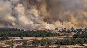 Gezondheidsklachten door natuurbrand: 'Naar Utrecht voor frisse lucht'