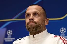 Ajax boss John Heitinga needs team to 'stay in the game' against Galatasaray