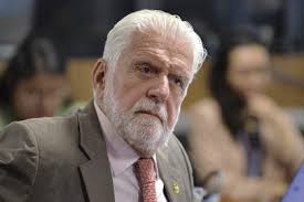 A nova pesquisa sobre o Senado na Bahia após operação da PF contra Jaques Wagner