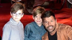 Los hijos de Ricky Martin cumplen 18 años: así lucen los mellizos hoy en día