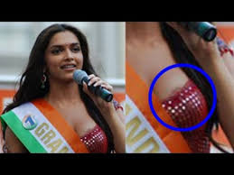 Image result for worst wardrobe malfunctions bollywood