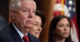 Lindsey Graham Blocks Bill Allowing Senators to Sue Over Searched Phone Records
