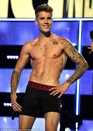 Resultado de imagem para justin bieber 2015 instagram