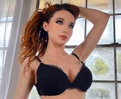 Amouranth Returns to Twitch After $38 Million Kick Stint: A Streaming Power Move