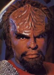 Aber an den Augen....unverkennbar - Worf!. <b>Michael Dorn</b> sollte <b>...</b> - worf