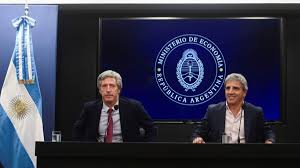 El Banco Central supera el límite diario de compra de dólares y proyecta ingresos millonarios por el RIGI