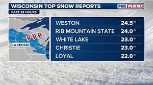 Live updates: Blizzard 'bomb' blasts the Midwest, significant severe weather outbreak slams millions