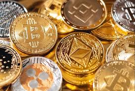 Bitcoin hoje: cripto avança, impulsionada por temores pela independência do Fed