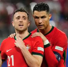 N.phong ⚽️ (@lenamphong66) | TikTok