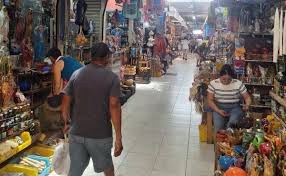 Mérida mantiene actividad comercial tras suspensión por lluvias