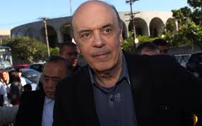 O ex-governador José Serra (PSDB) criticou o que chamou de &#39;tropa de choque&#39; petista na internet; tucanos querem investigar dinheiro público supostamente ... - db5oxdyb5sd5xc52v6hvffbgg